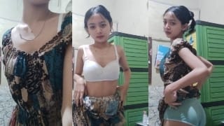 Bokep Indo Andini Cantik Body Ramping Bergoyang Bikin Crot