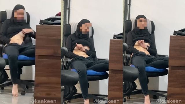 Bokep Indo Kaakeen Hijab Sange Colmek Remes Toket di Kantor